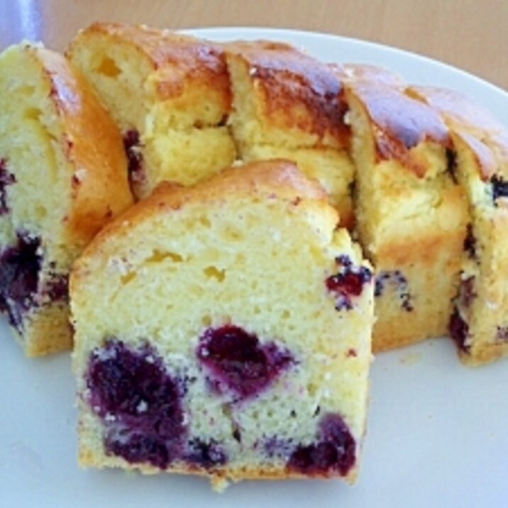 ブルーベリーのふんわりパウンドケーキ